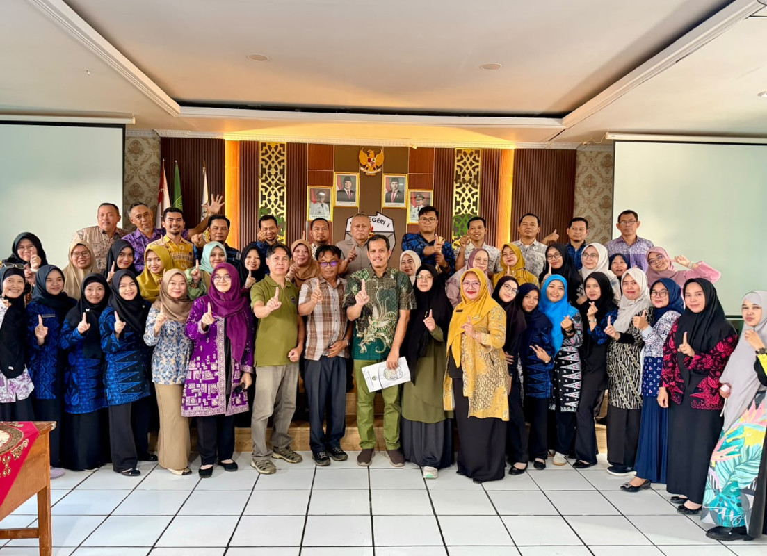 IN HOUSE TRAINING ( IHT ) SMAN 1 KOTA SERANG
